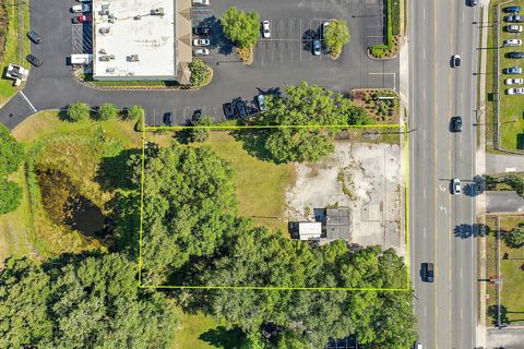 Tiny photo for 830 S Main Street, Wildwood, FL 34785 (MLS # G5088293)