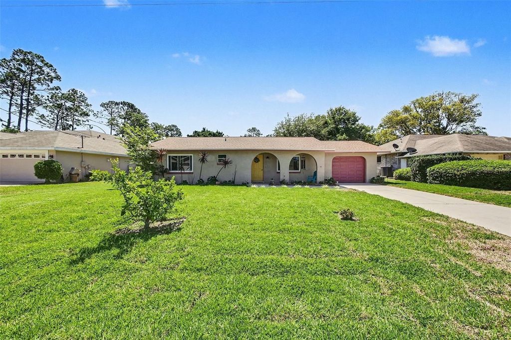Photo of 115 Forsythe Lane, Palm Coast, FL 32137 (MLS # TB8512362)
