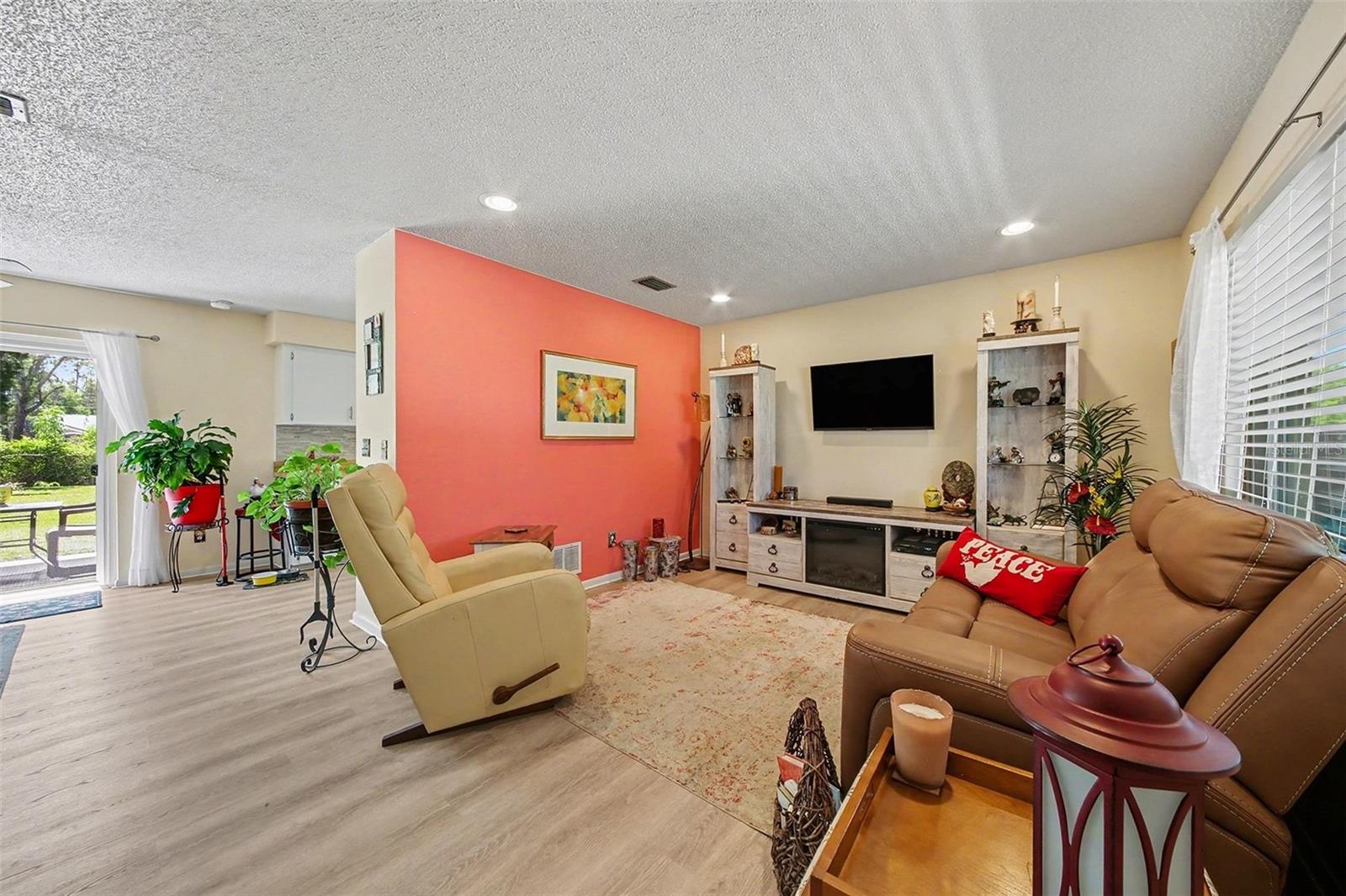115 FORSYTHE LANE