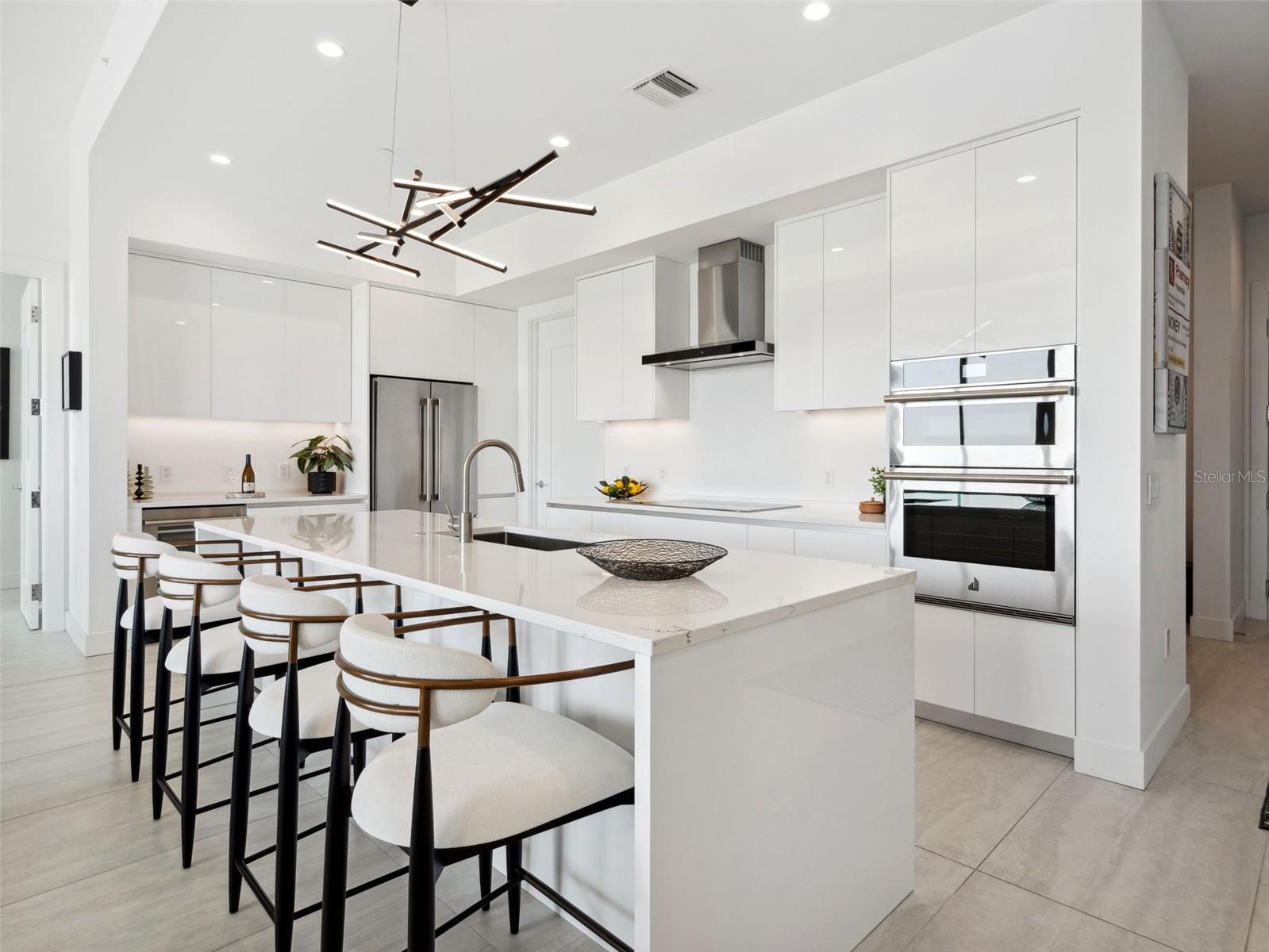 301 QUAY COMMONS 1809