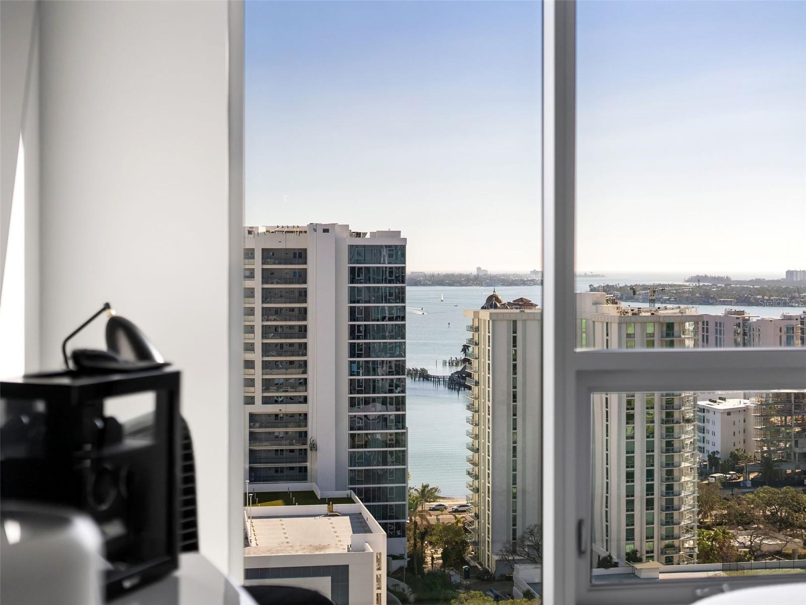 BAYSO SARASOTA - Residential