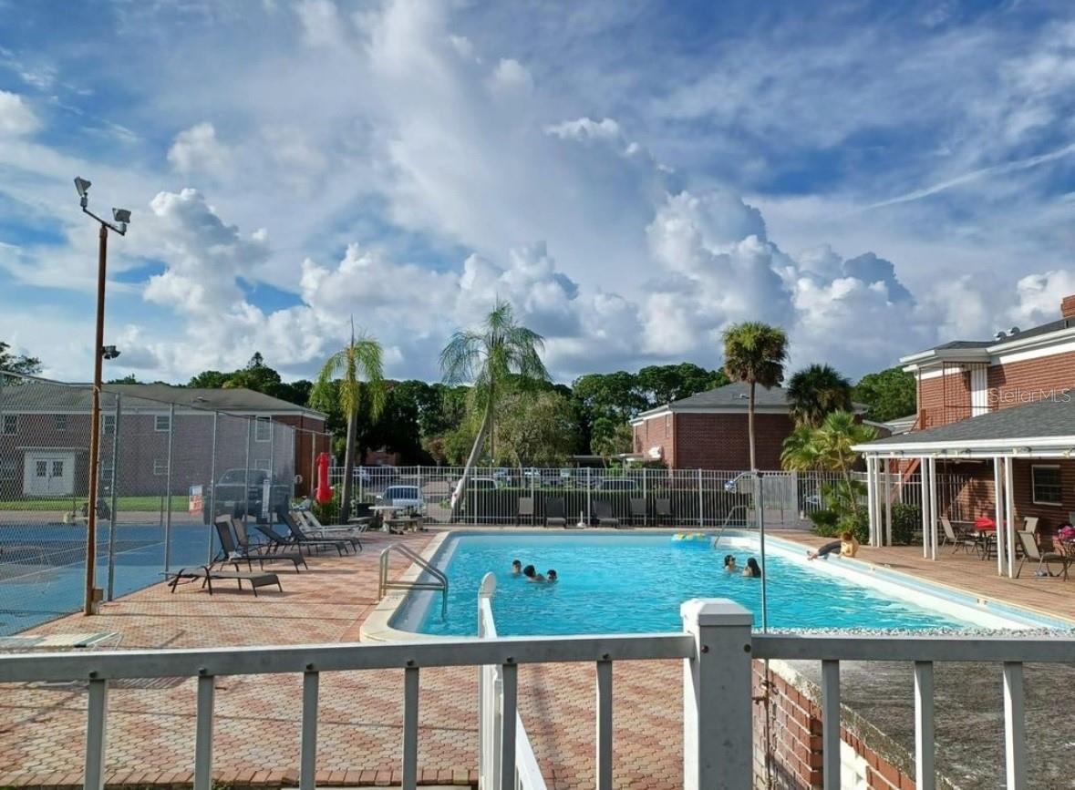 JAMESTOWN CONDO - Residential