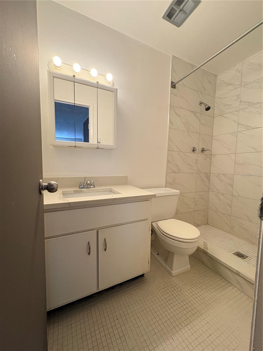 JAMESTOWN CONDO - Residential