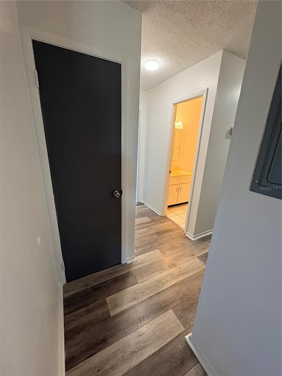 JAMESTOWN CONDO - Residential