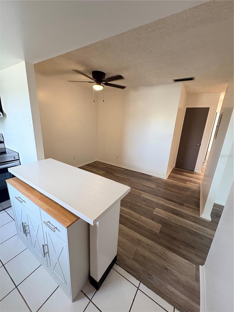 JAMESTOWN CONDO - Residential