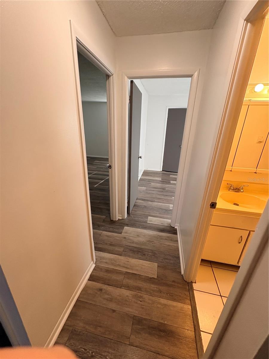 JAMESTOWN CONDO - Residential