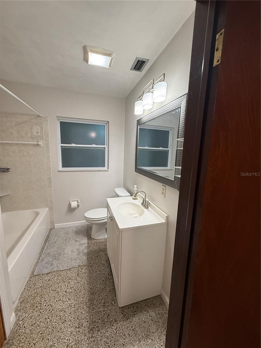 BROADMOOR PARK REV - Residential Lease