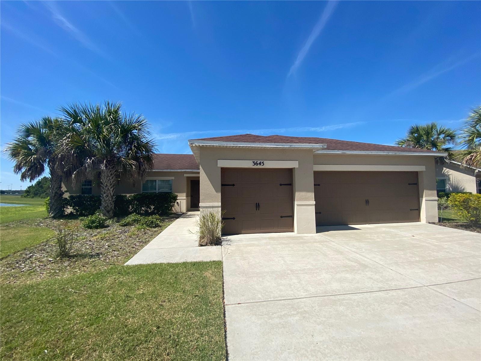 $200 off 1st month's rent! Clean and cozy, single family home located around the corner from Liberty High School. Within Bella Pointe Kissimmee - this is an updated 3 bed, 2 bath complete with clean tile through the kitchen, living space, and laundry room. Spotless carpeting is found within the three great sized bedrooms in this humble home! Surrounding areas and some great food choices, and Disney Springs as well as nearby Disney parks only 15.0 miles away. This home also has a lush and open back yard- great for spending time outdoors with your family. Plan a tour today and find your dream home! HOA approval. To ensure you are in a great community. You will love this place. Call for showings.
RENTERS INSURANCE REQUIRED-HOA application fees fifty dollars adult. (18 or older).