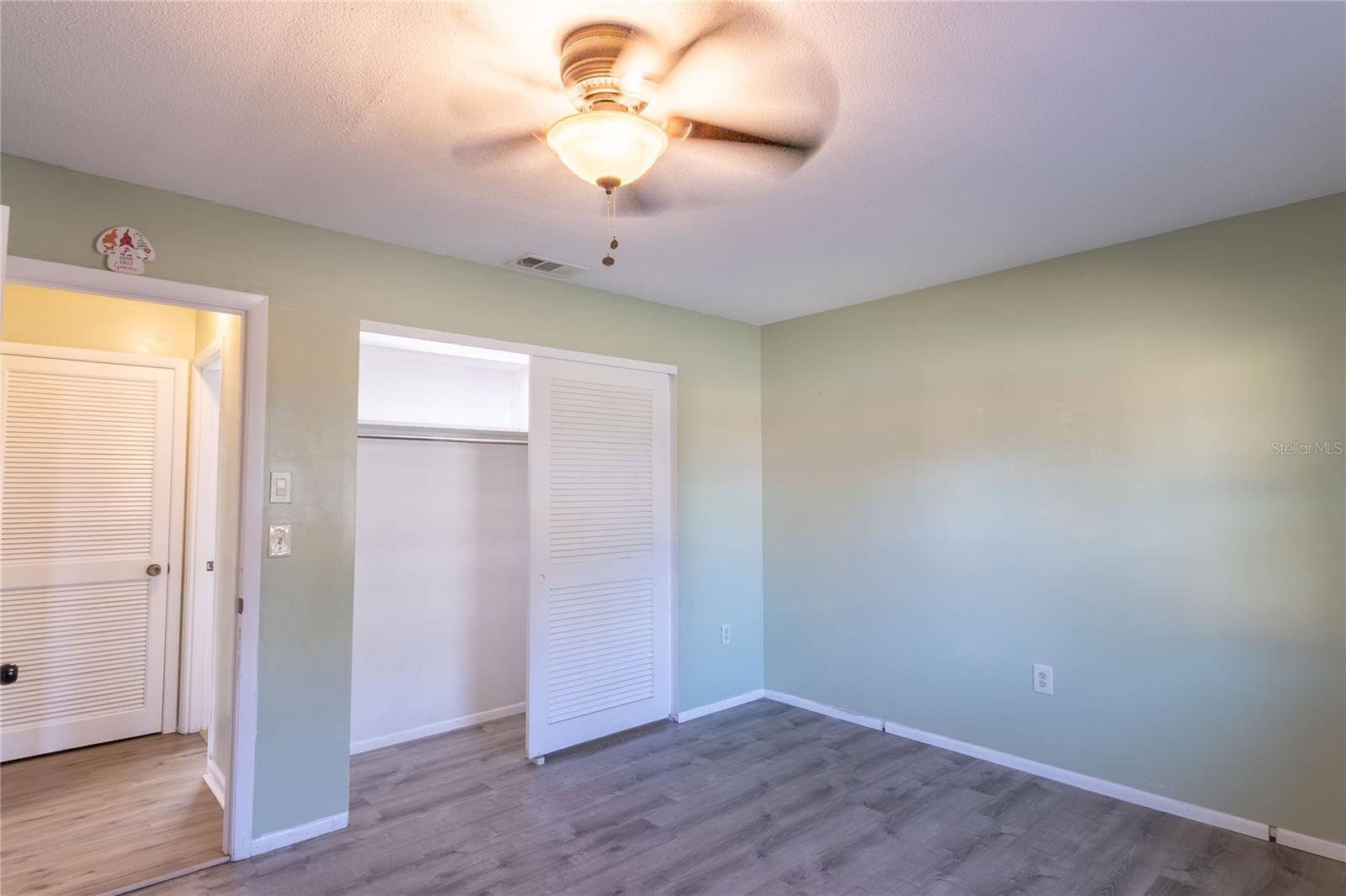 SORRENTO VILLAS 5 - Residential Lease