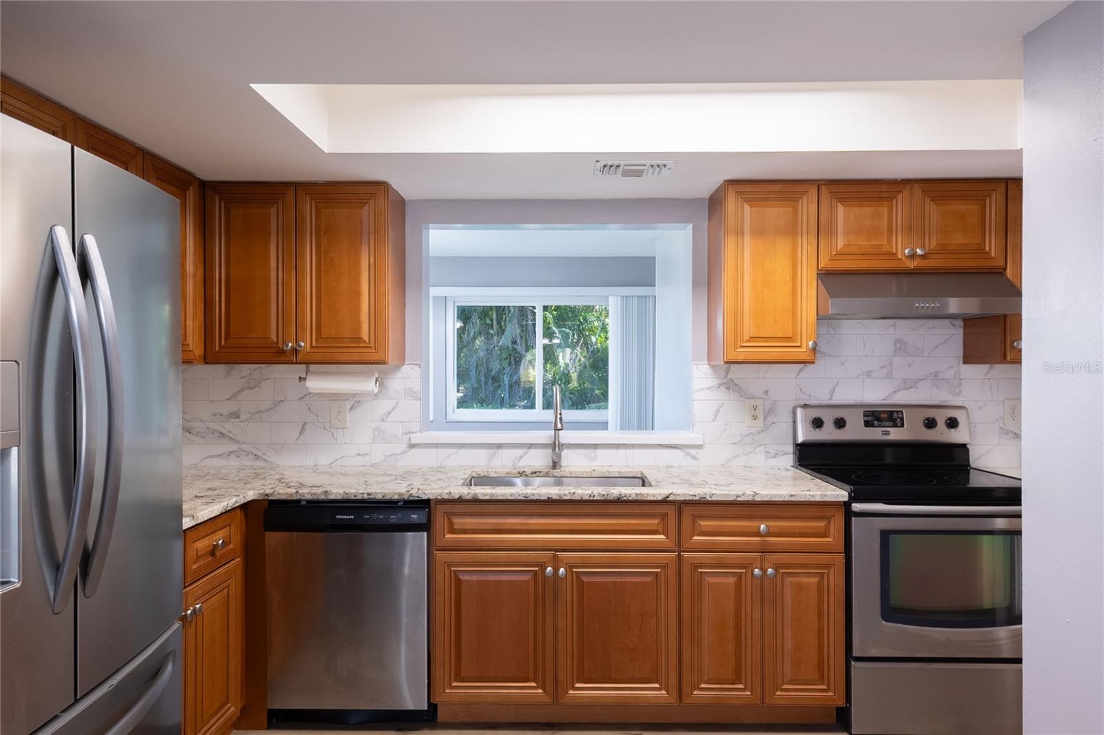 SORRENTO VILLAS 5 - Residential Lease