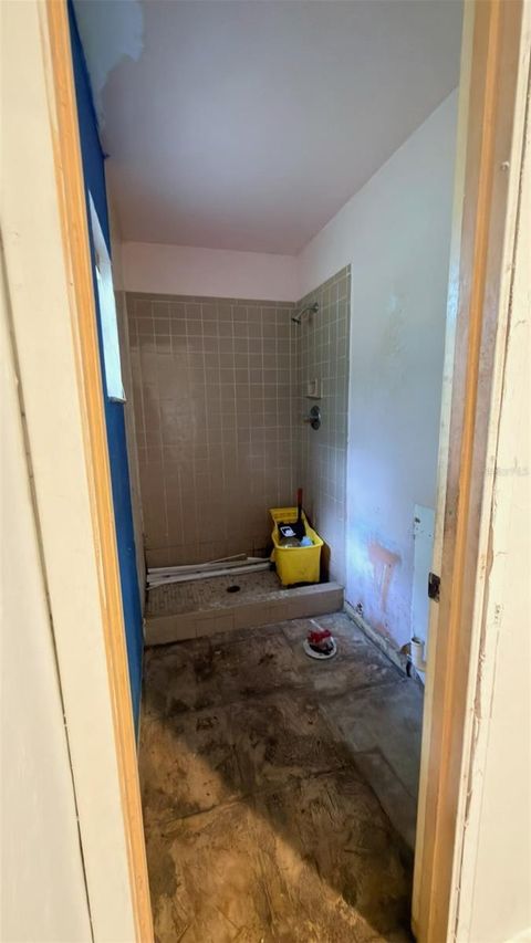 Tiny photo for 921 NW 60th Avenue, Ocala, FL 34482 (MLS # OM724532)