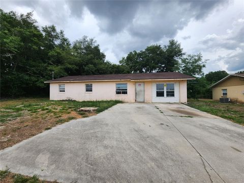 Photo of 921 NW 60th Avenue, Ocala, FL 34482 (MLS # OM724532)