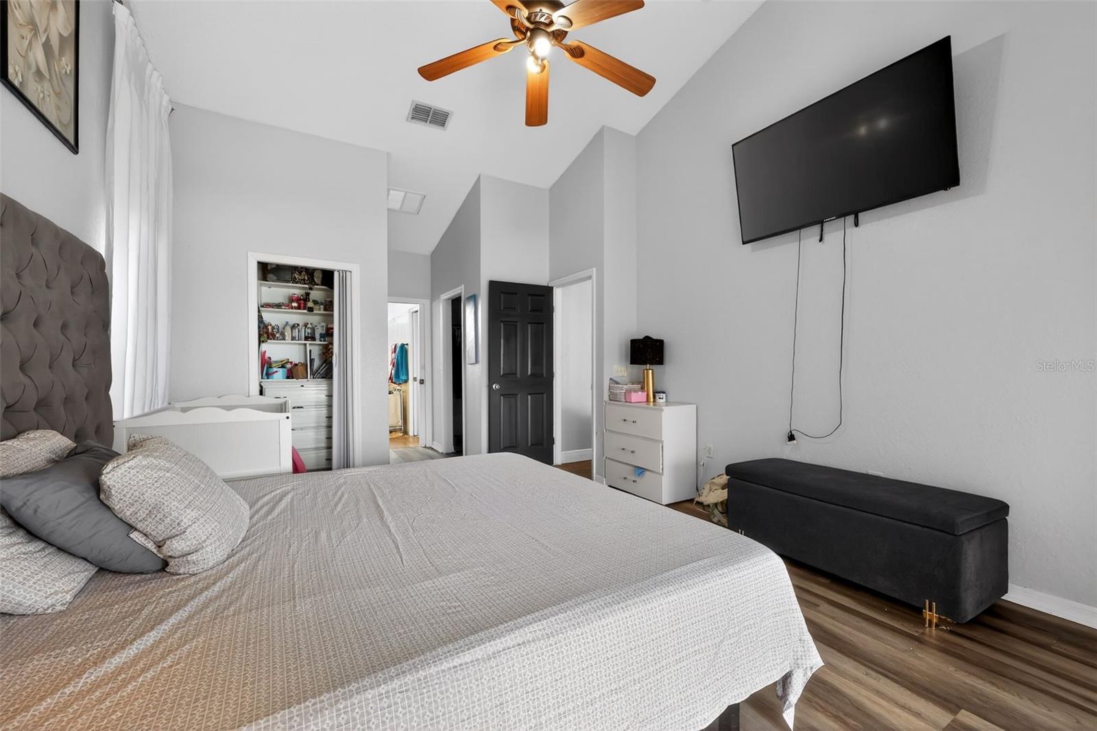 ASHLEY POINTE - Residential