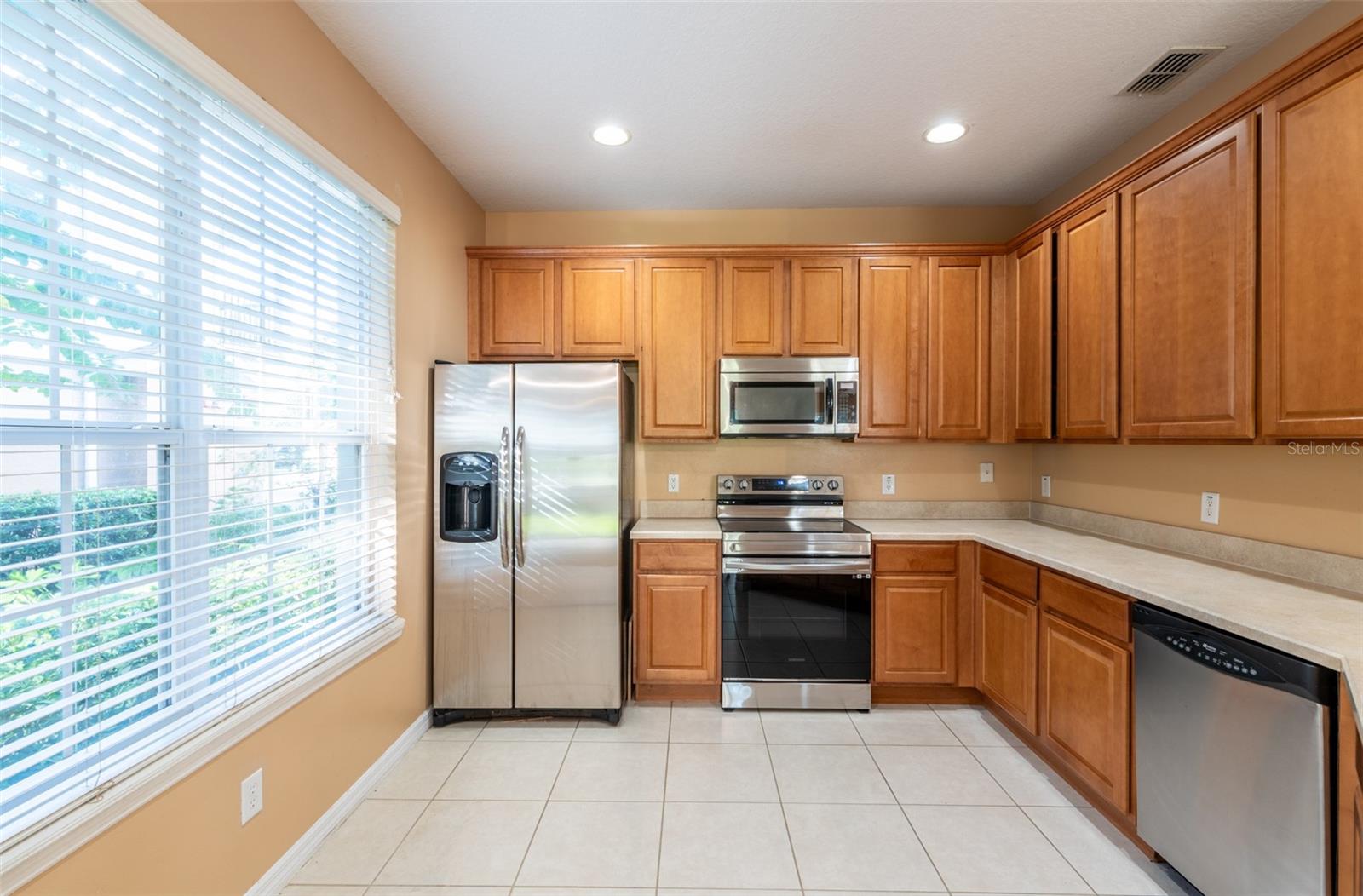 OVERLOOK/PARKSIDE CONDO - Residential