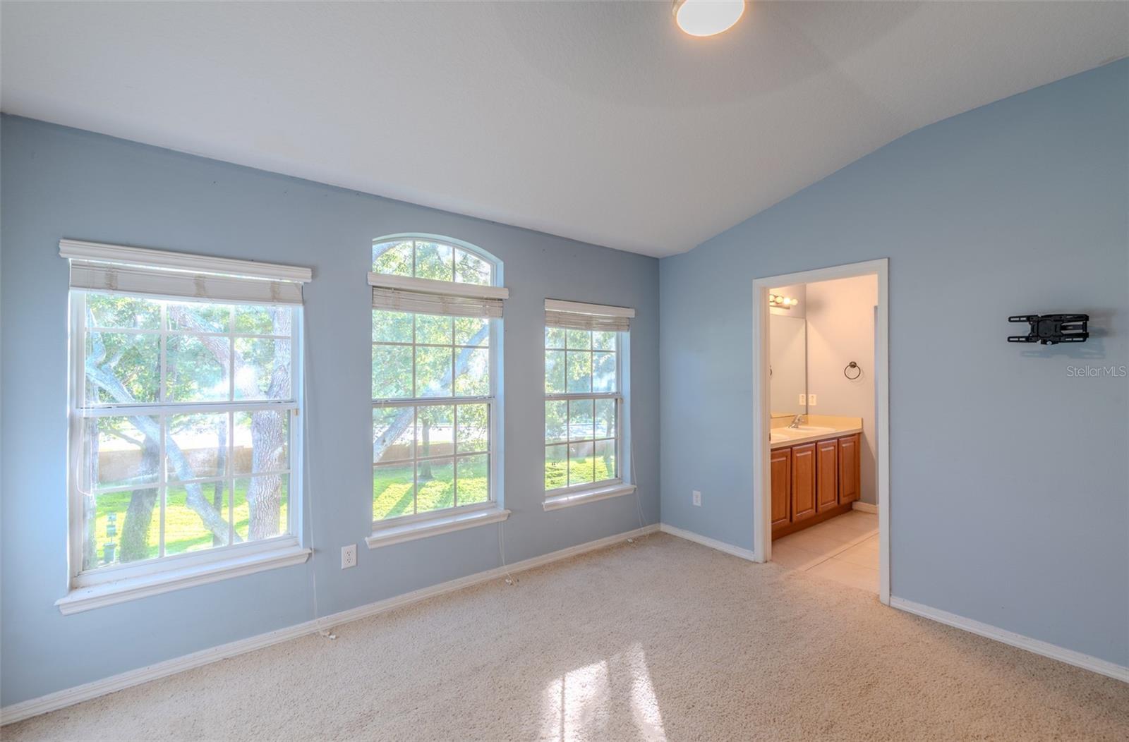 OVERLOOK/PARKSIDE CONDO - Residential