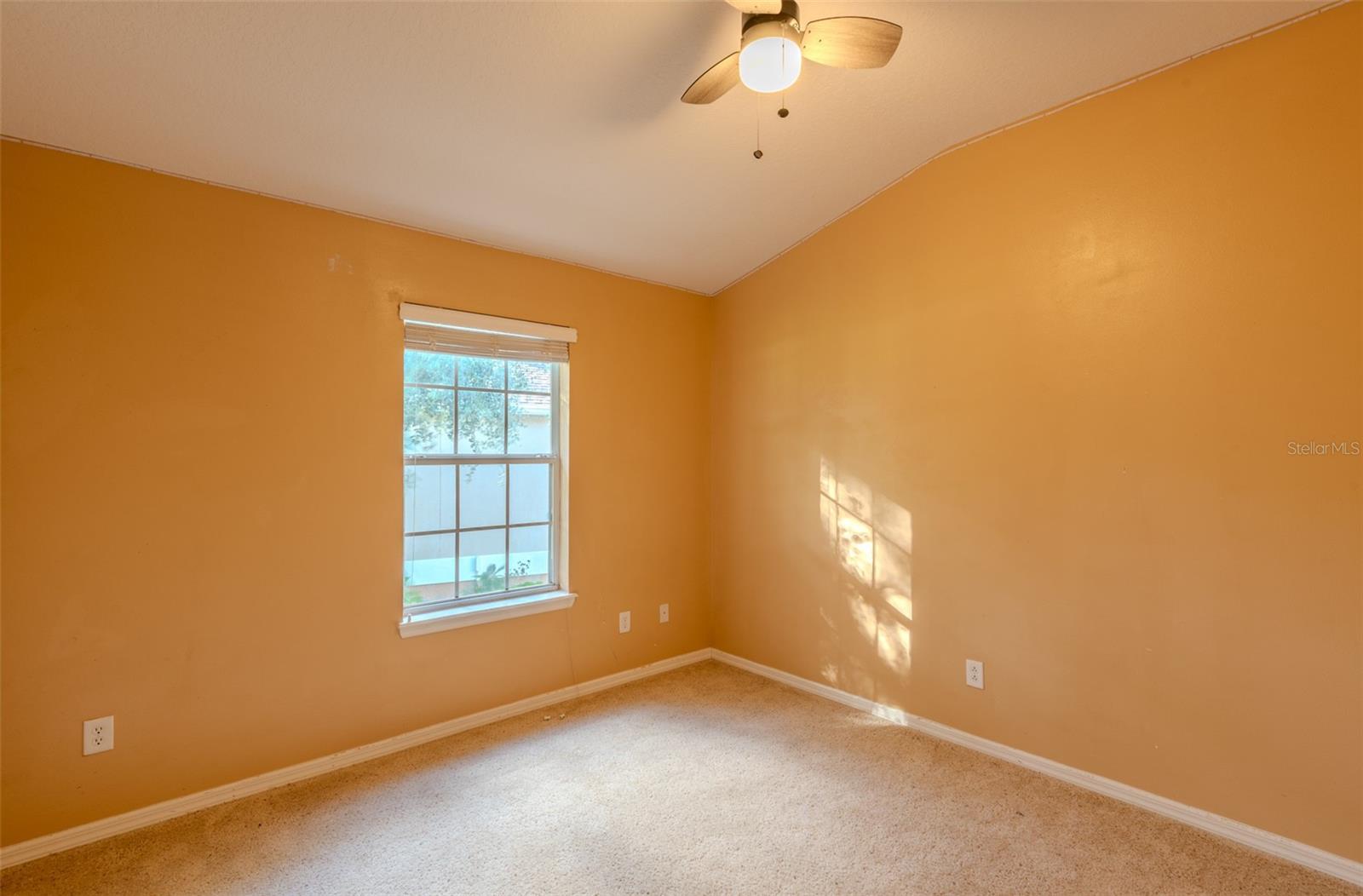 OVERLOOK/PARKSIDE CONDO - Residential