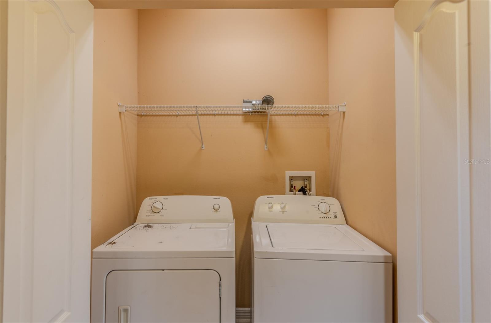 OVERLOOK/PARKSIDE CONDO - Residential