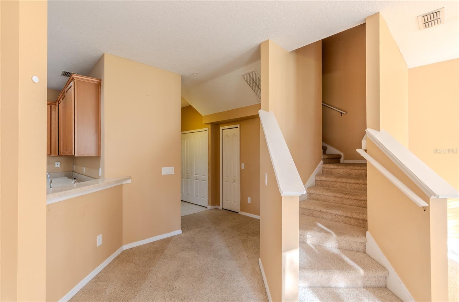 OVERLOOK/PARKSIDE CONDO - Residential