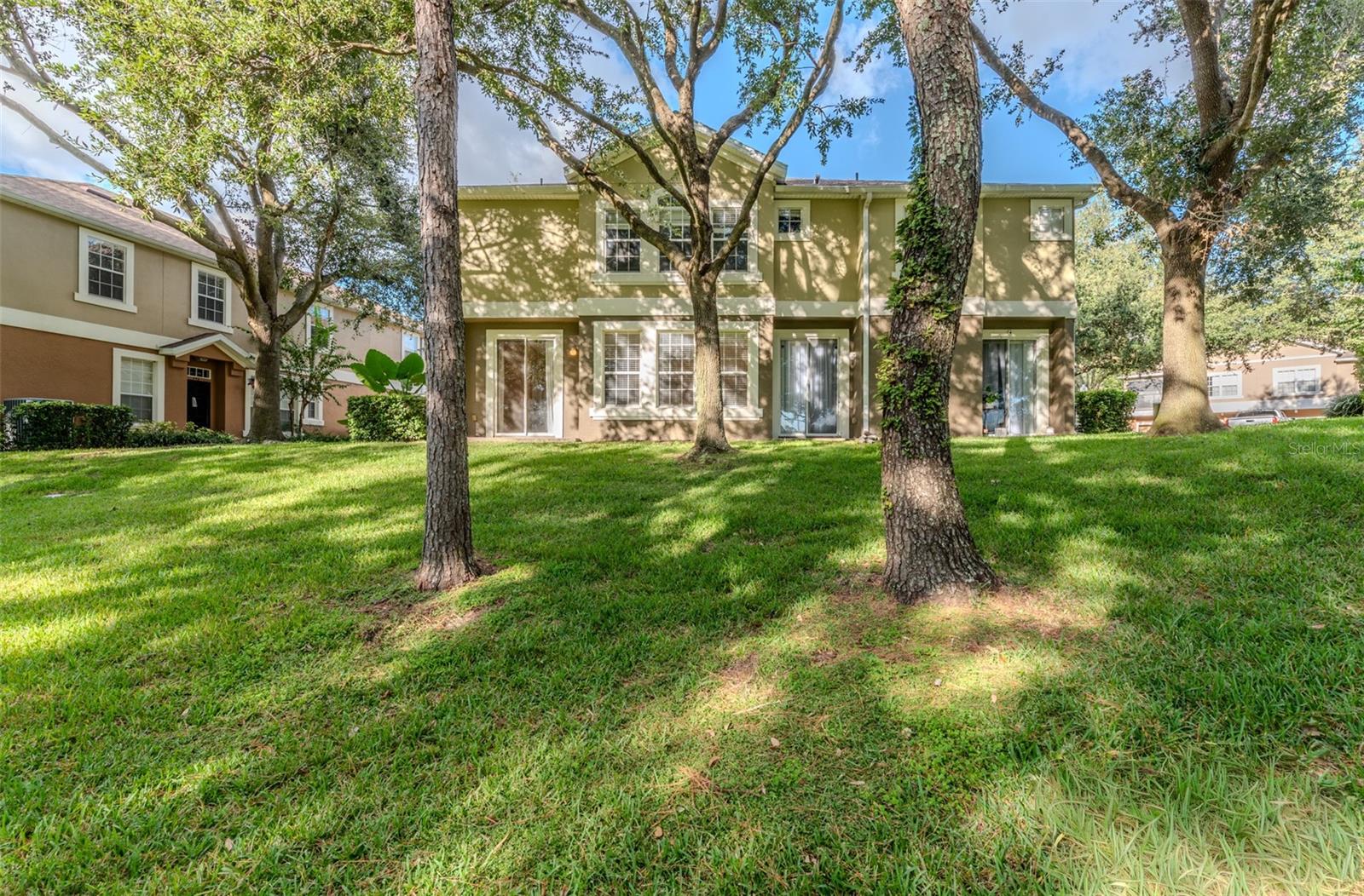 OVERLOOK/PARKSIDE CONDO - Residential