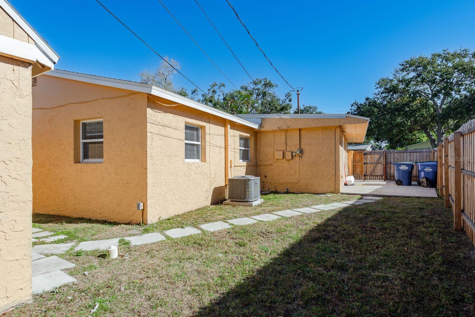 RIDGECREST ACRES - Residential Lease