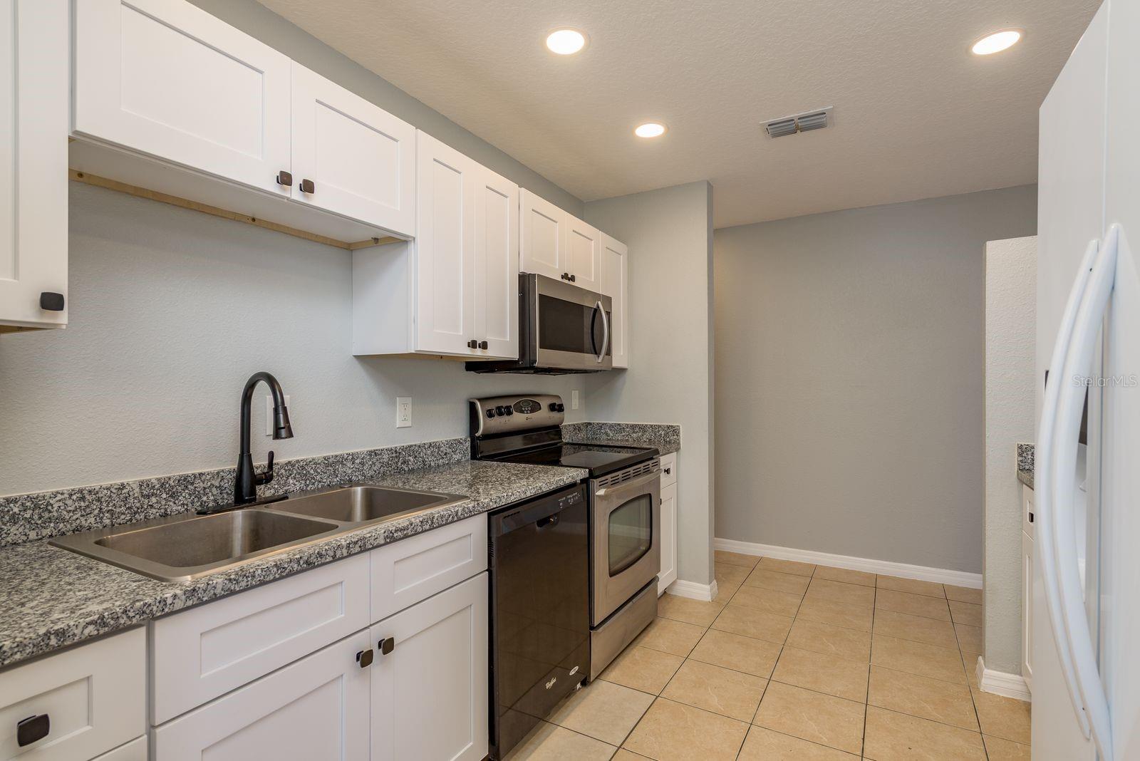 RIDGECREST ACRES - Residential Lease