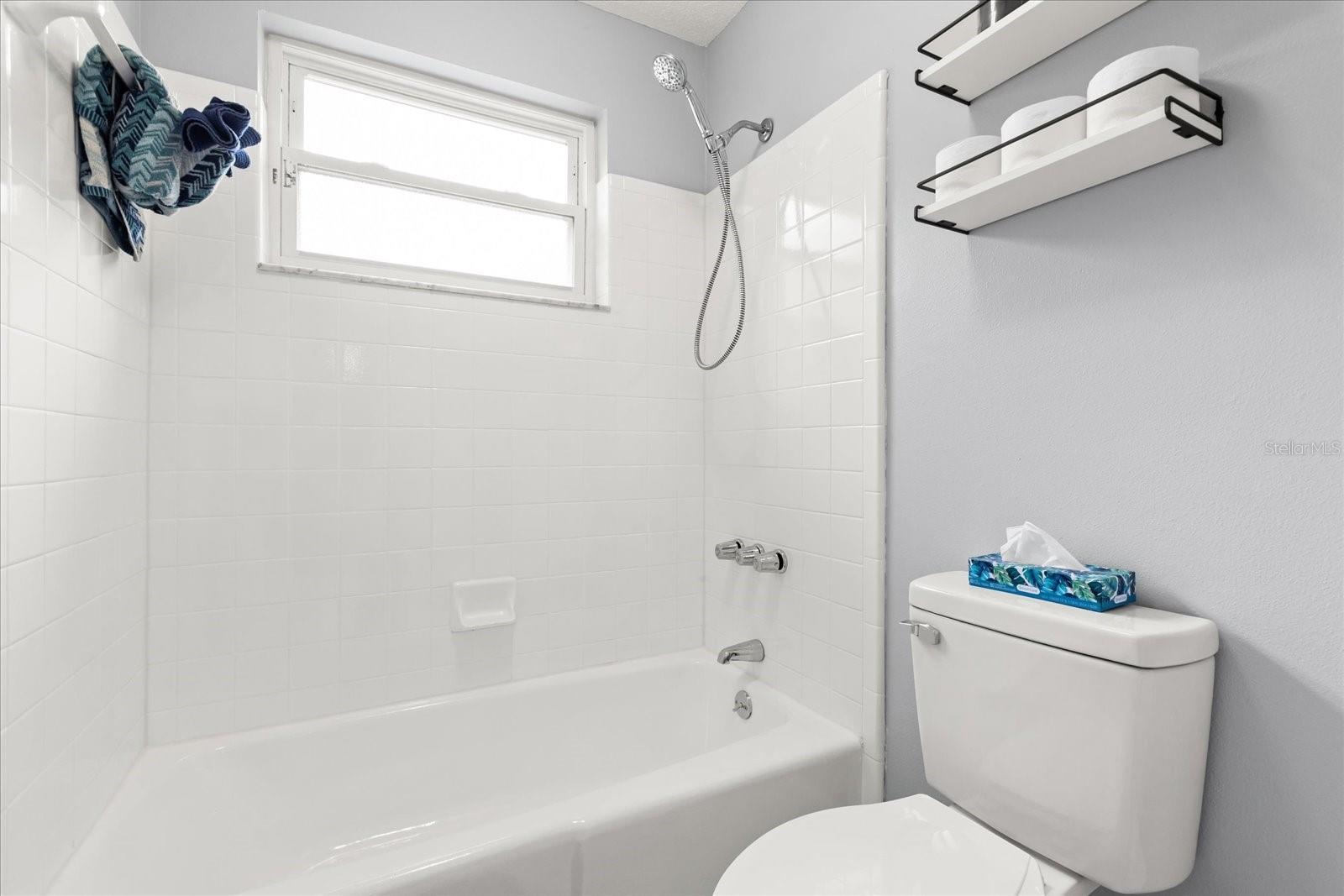 RIVIERA ESTATES UNREC 233 - Residential