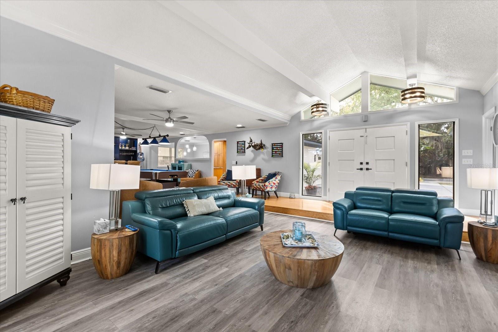 RIVIERA ESTATES UNREC 233 - Residential