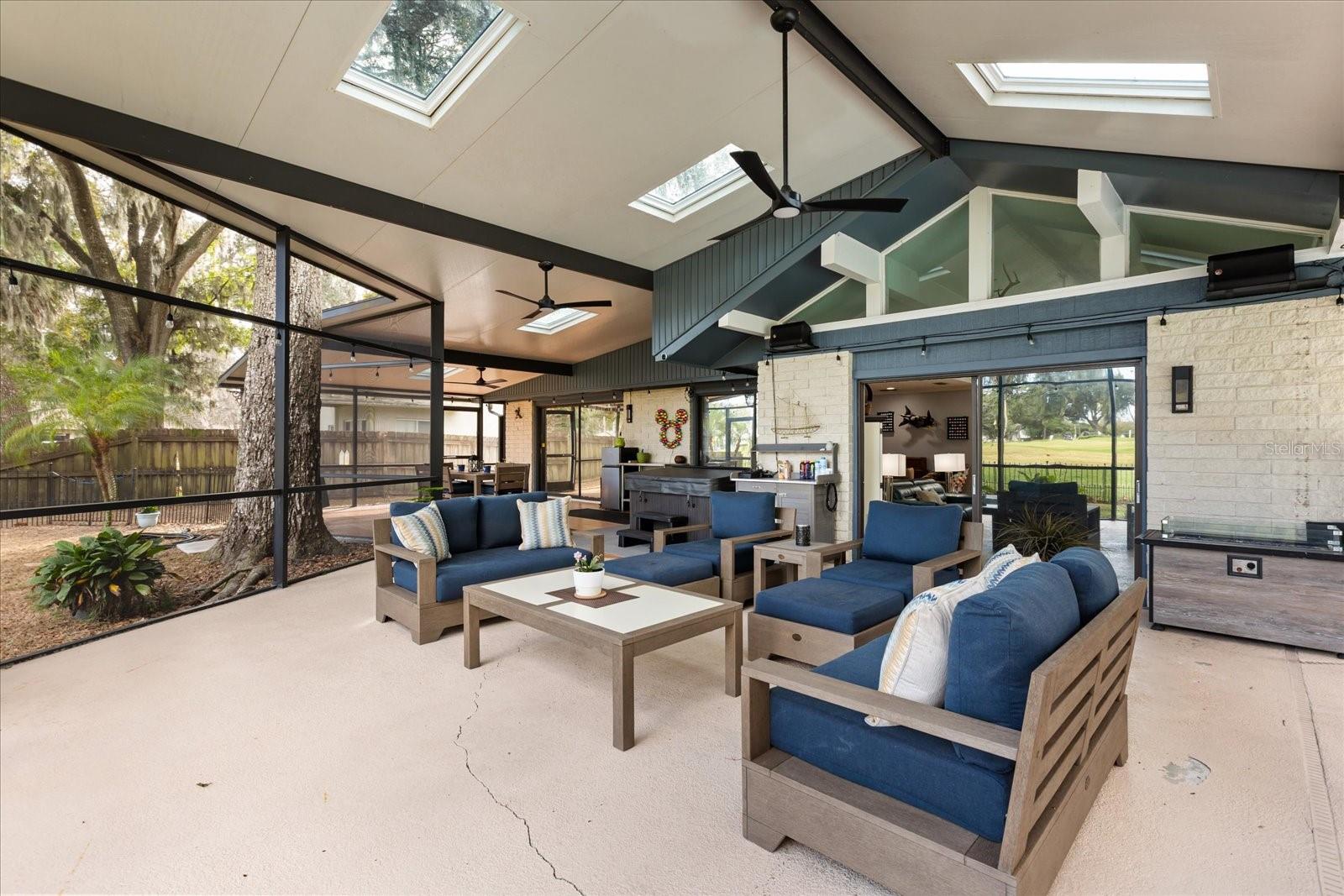 RIVIERA ESTATES UNREC 233 - Residential