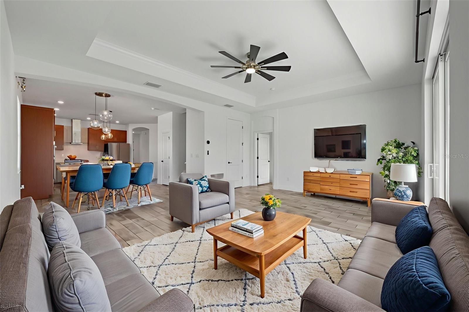 IMPERIAL LAKES RESIDENTIAL - Residential