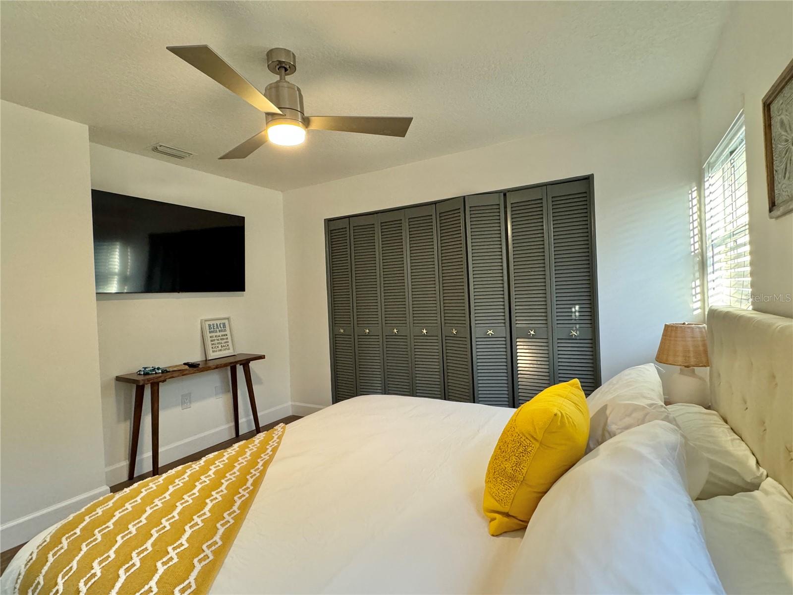 VILLAGE WEST UNIT ONE - Residential Lease