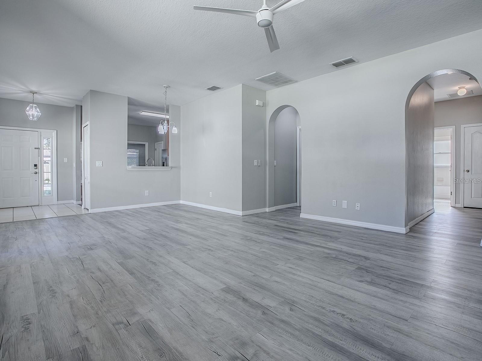 TAVARES PINES AT LAKE SAUNDERS PH 02 - Residential Lease