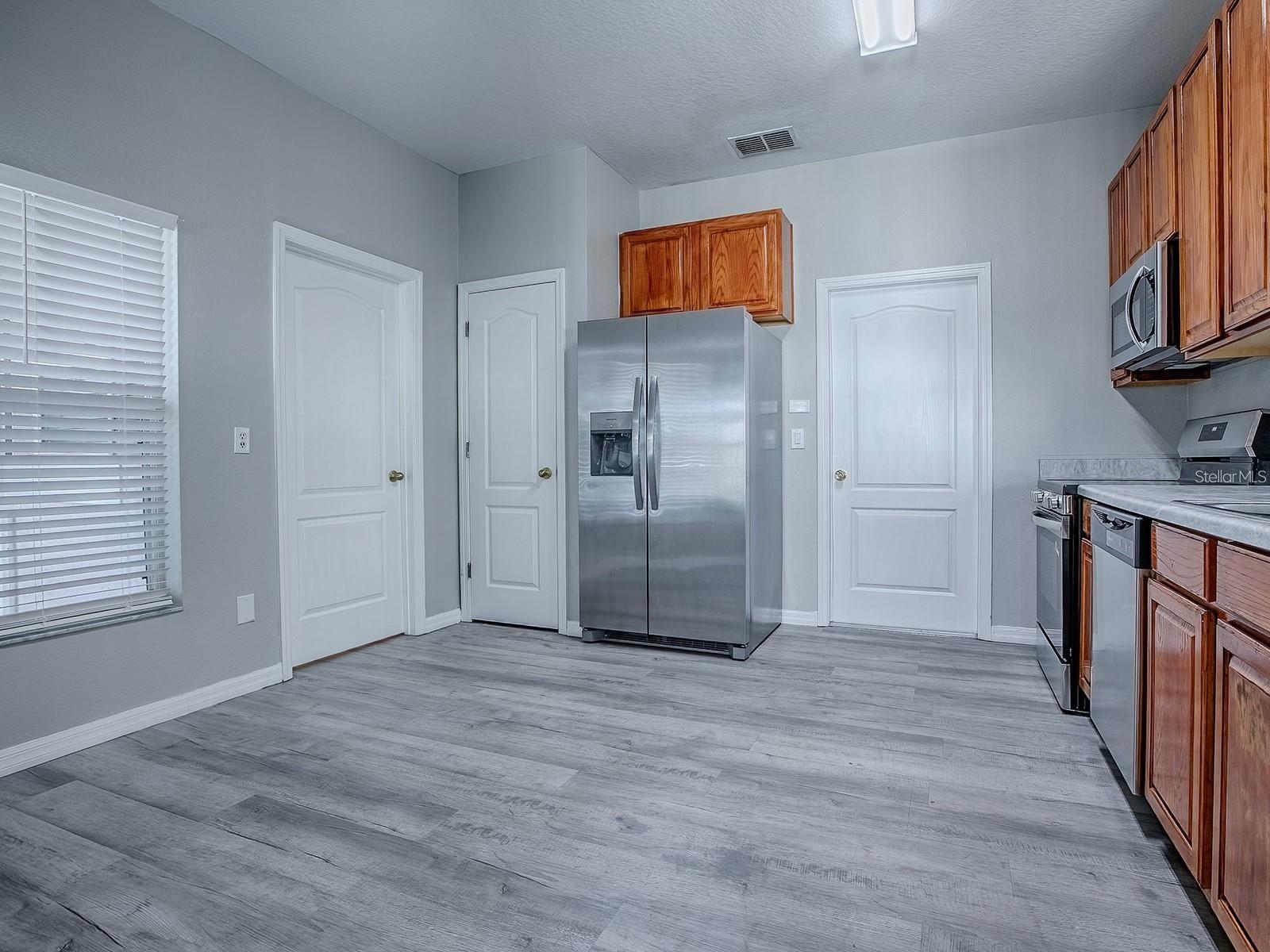 TAVARES PINES AT LAKE SAUNDERS PH 02 - Residential Lease