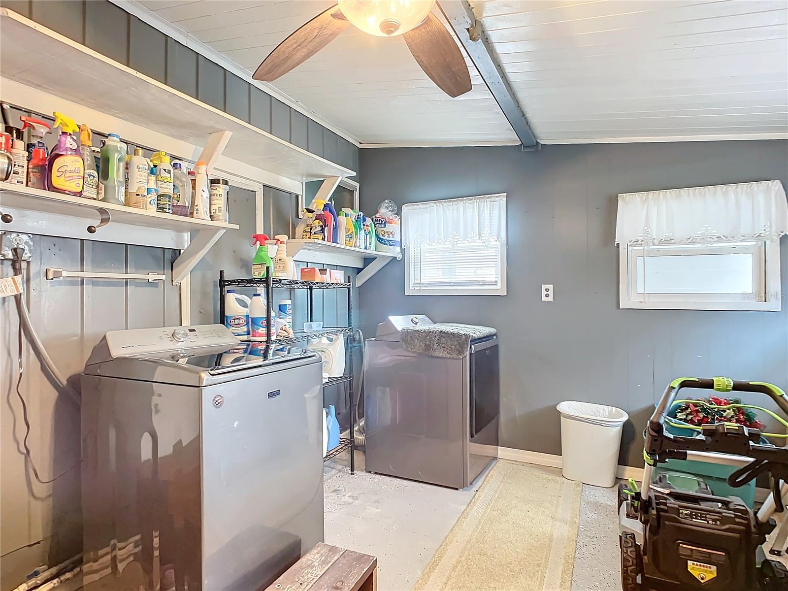 TAVARES LAKE FRANCES ESTATES - Residential