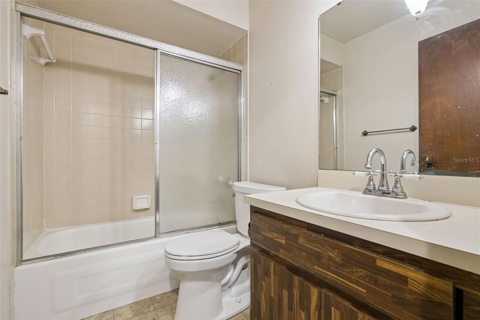 CRESCENT ESTATES - Residential