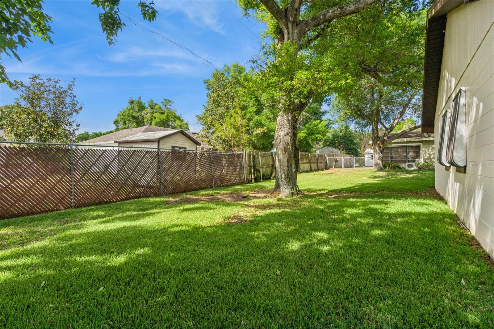 CRESCENT ESTATES - Residential