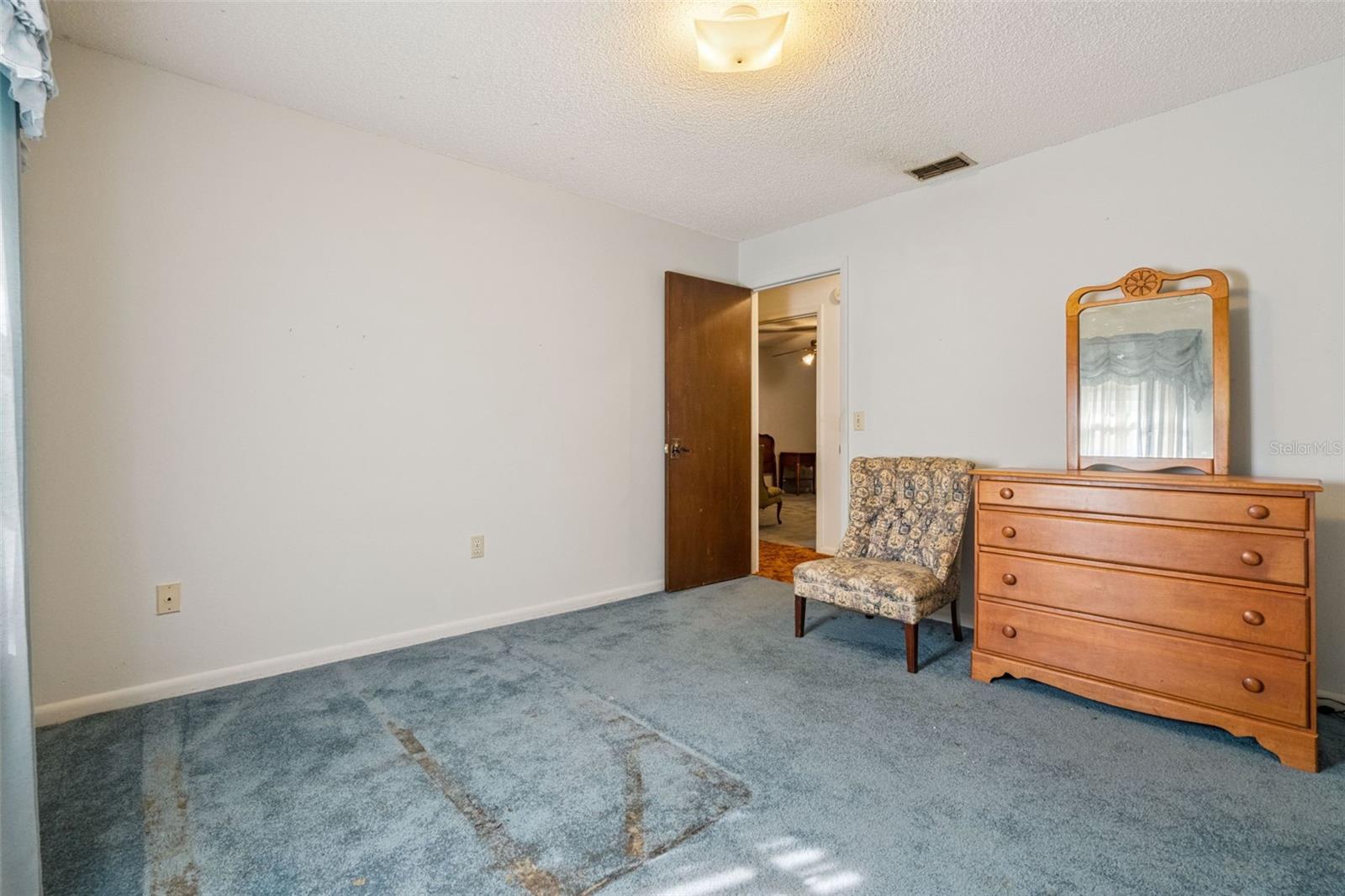 CRESCENT ESTATES - Residential