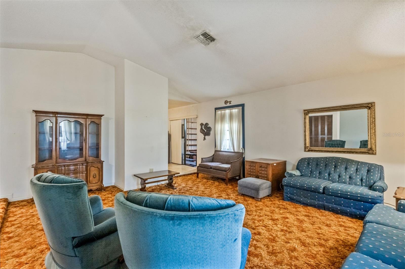 CRESCENT ESTATES - Residential