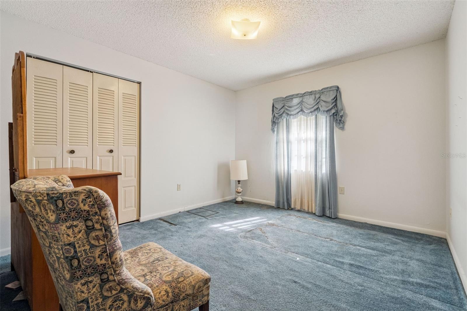 CRESCENT ESTATES - Residential