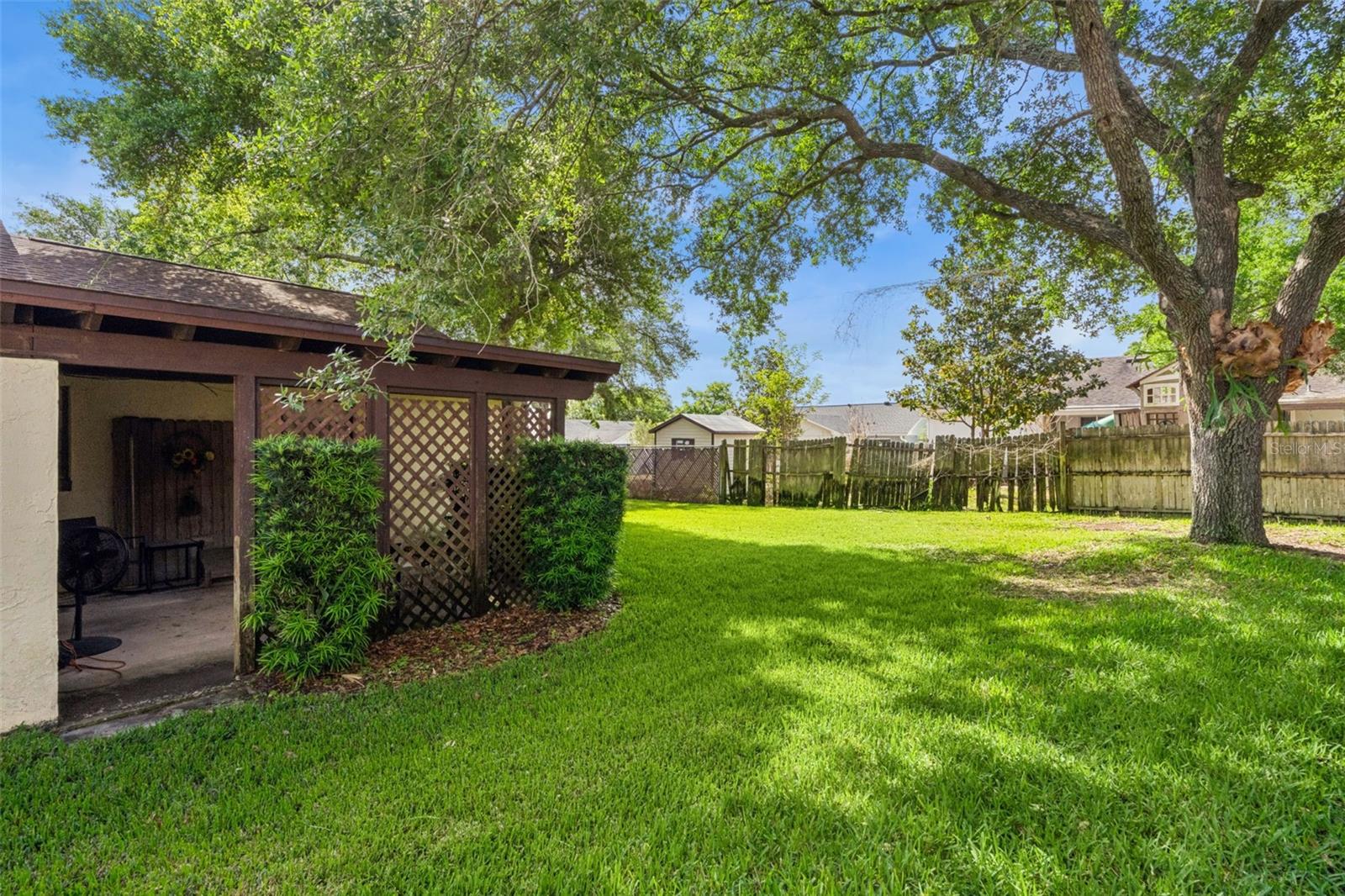 CRESCENT ESTATES - Residential