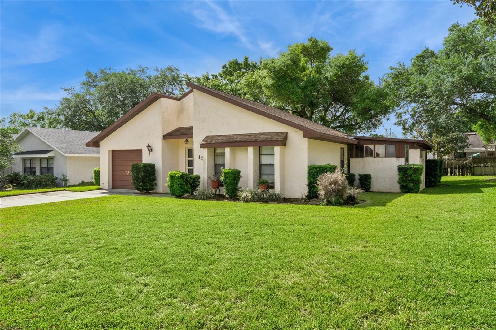 CRESCENT ESTATES - Residential