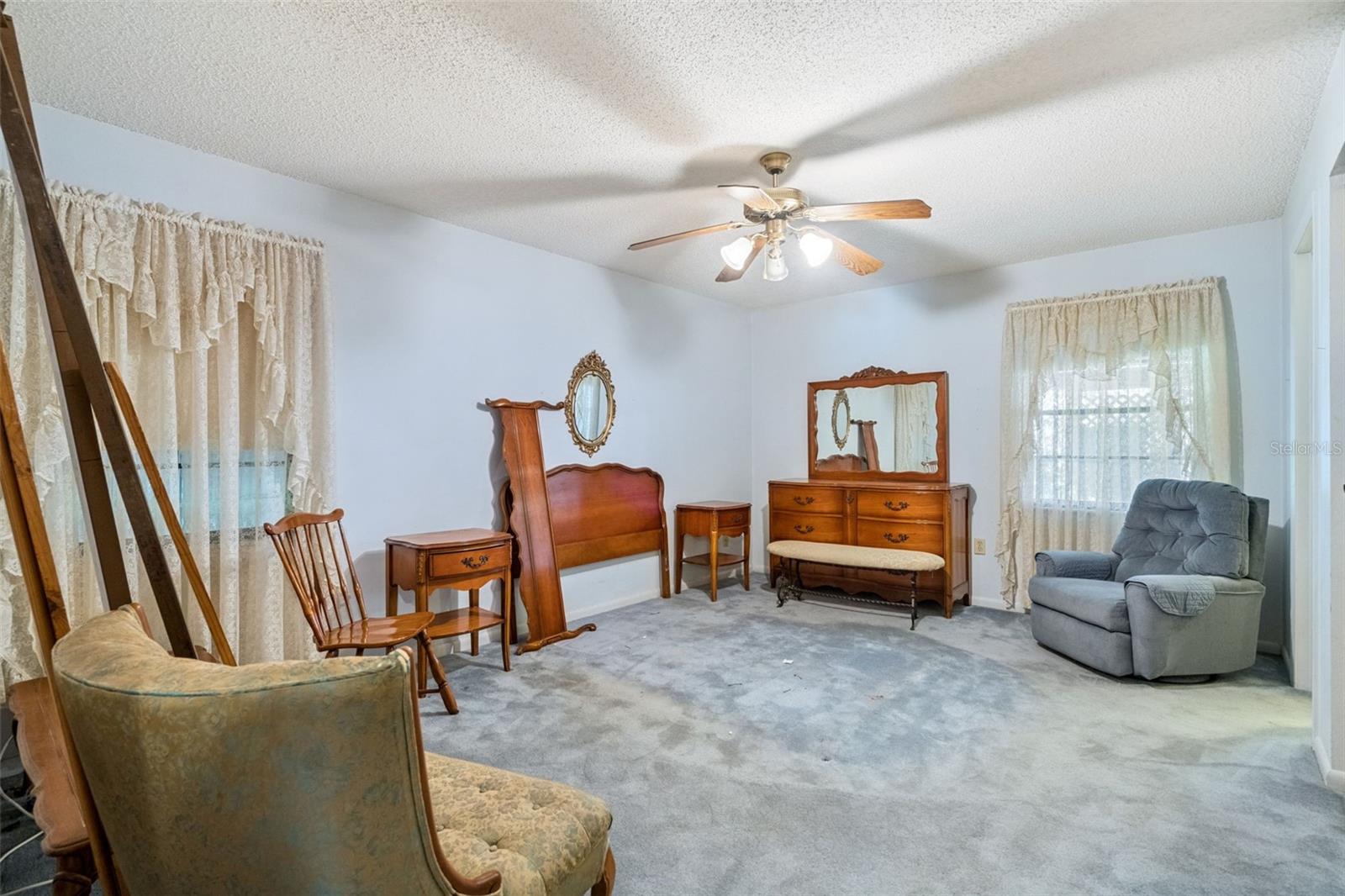 CRESCENT ESTATES - Residential