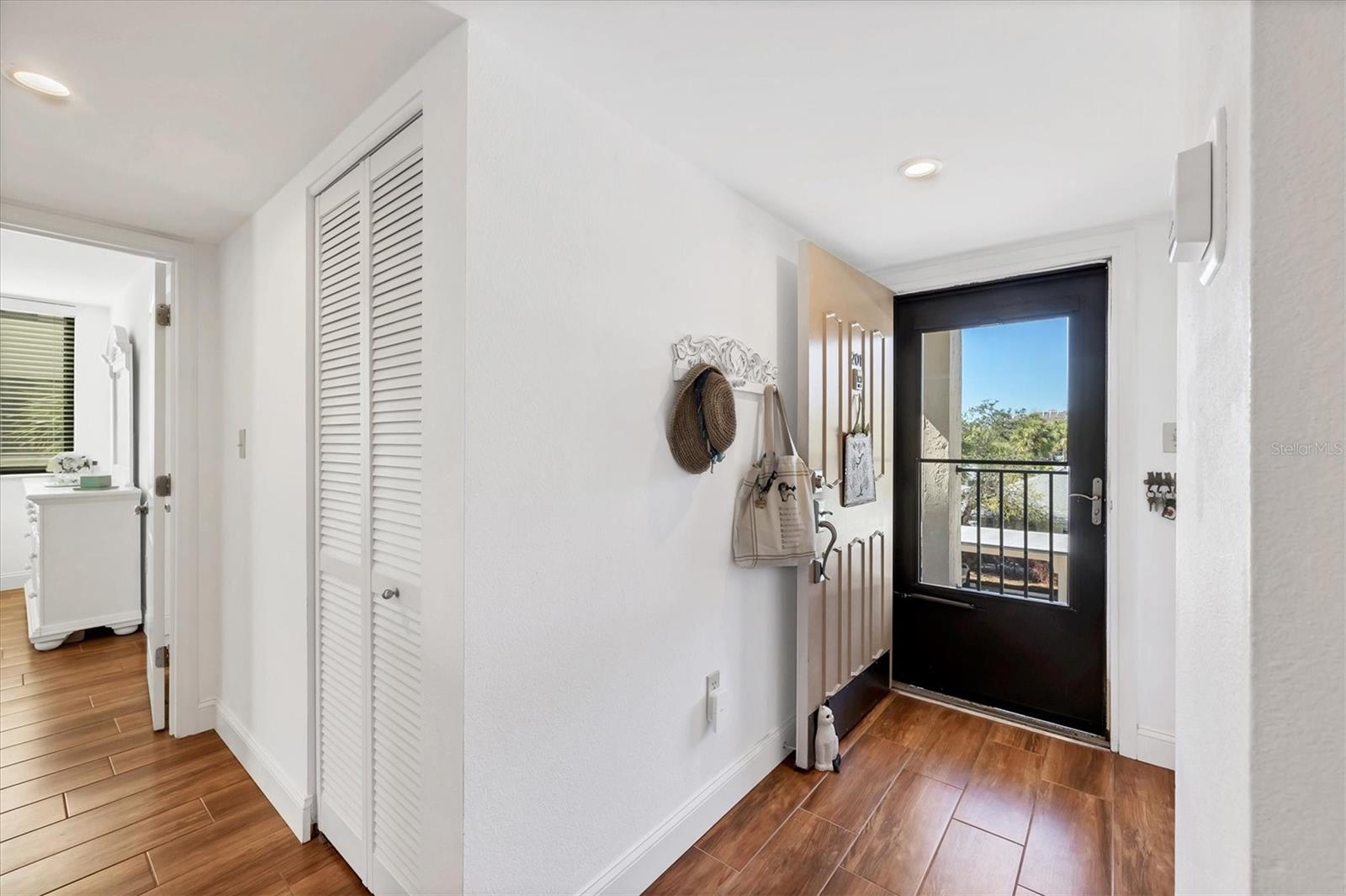 6285 MIDNIGHT PASS ROAD 201