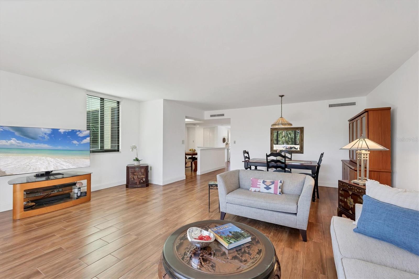 6285 MIDNIGHT PASS ROAD 201