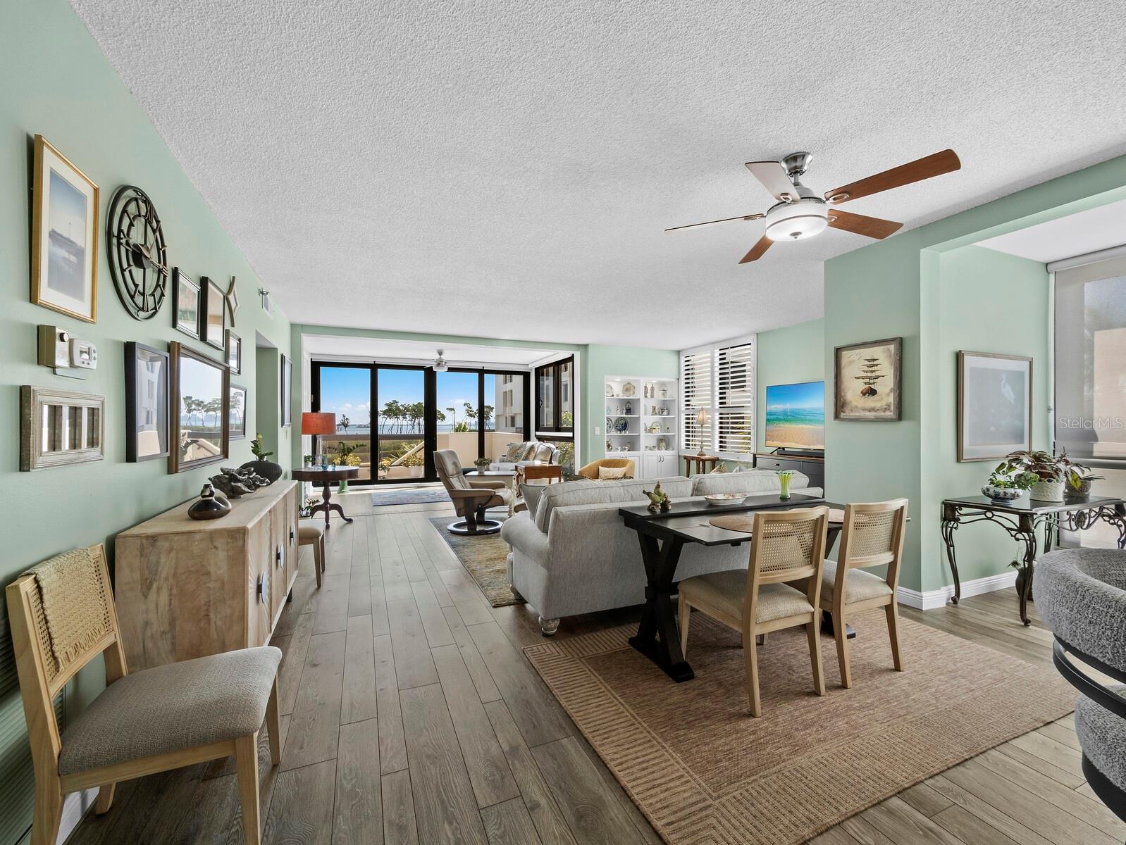 2020 HARBOURSIDE DRIVE 417