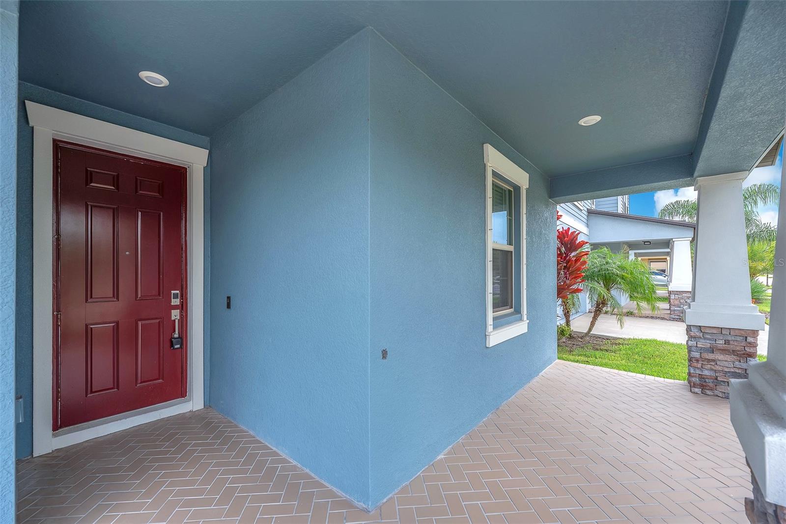 10628 BAHAMA WOODSTAR COURT