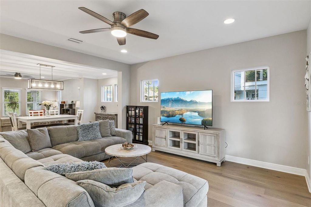 Photo of 210 Hibiscus Court, Orlando, FL 32801 (MLS # O6360156)