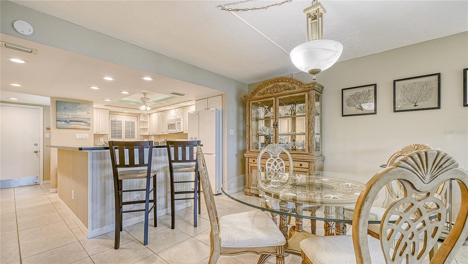 BEACHWAY APTS - Residential Lease