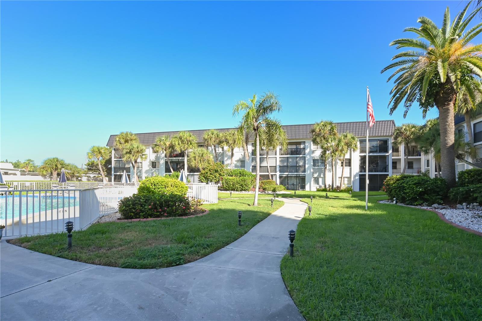 BEACHWAY APTS - Residential Lease