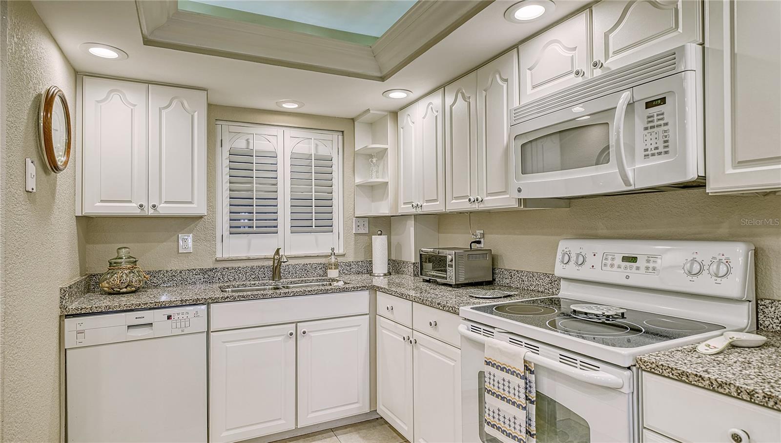 BEACHWAY APTS - Residential Lease