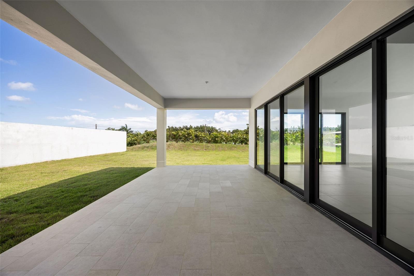 SABANERA DE DORADO - Residential